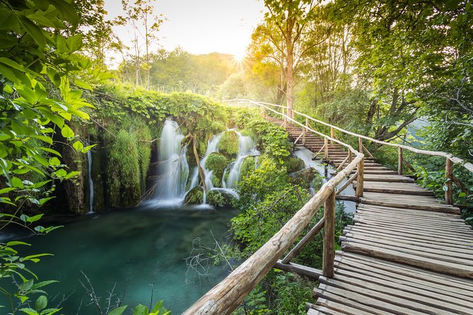 Plitvice Lakes Day Trip from Zadar and Biograd - Entering the Park: Your Guided Walk Starts at the Right Pace