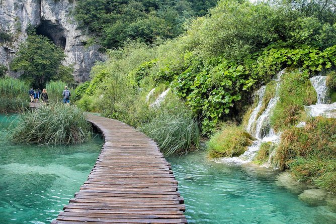 Plitvice lakes - from Dubrovnik Area (Private tour) - How the Park Walk Feels with a Relaxed 5-Hour Window