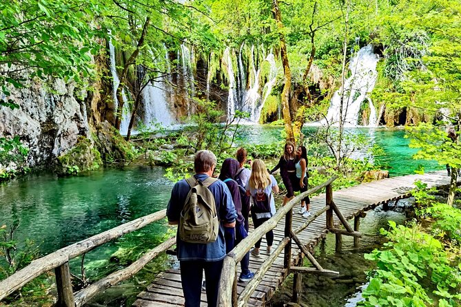 Plitvice Lakes Guided tour with Entrance ticket included - Food and breaks: what’s covered and what you need to plan