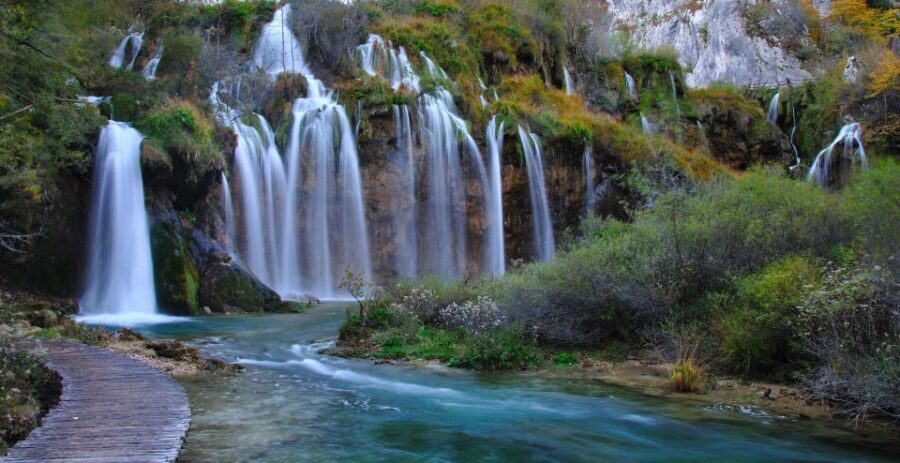 Plitvice Lakes National Park: Private Tour from Zadar - Price and logistics: what you’re paying for (and what to budget)