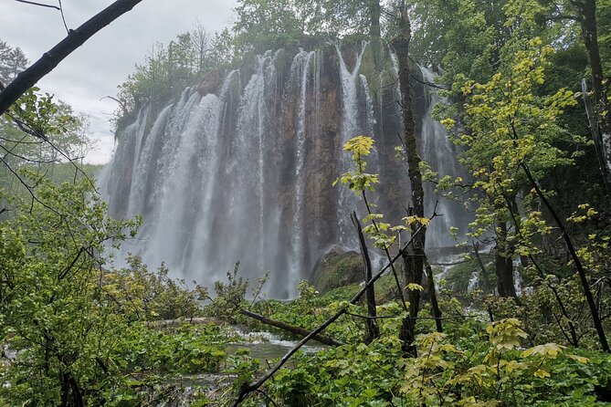 Plitvice Lakes & Rastoke village private tour from Zagreb - Plitvice Lakes National Park: UNESCO wonder, 16 lakes, and 90 reasons to look up