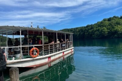 Plitvice Lakes with Ticket & Rastoke Guided Trip from Zagreb - Plitvice Lakes National Park: boardwalks, waterfalls, and the Kozjak boat moment