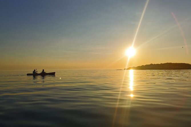 Poreč sunset sea kayaking tour - Timing in Poreč: why 6:00 pm matters for your sunset paddle