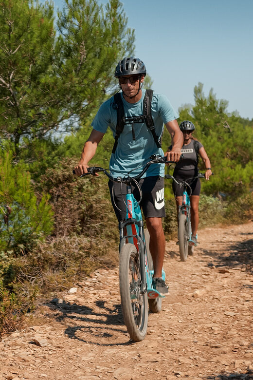 Premantura: Cape Kamenjak Off-Road E-Scooter Tour - Jungle Safari Bar: A Real Break in the Middle of the Ride