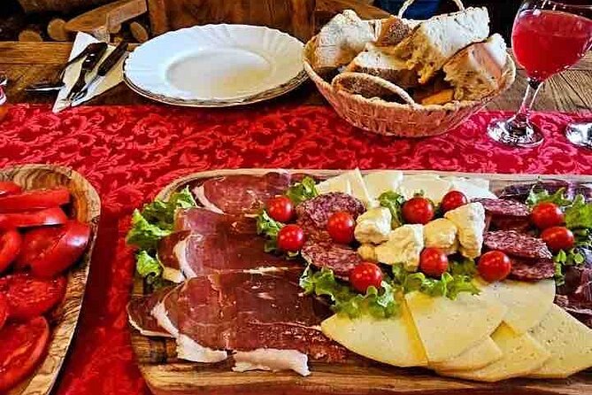 Private Authentic Tour Mostar- Medjugorje - Karavice - local Food - Stari Most in Mostar: the bridge you recognize and the story you should know