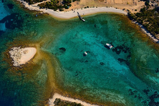 Private Blue and Green Cave Tour from Hvar Town - Stop 1: Green Cave on Ravnik Islet (Emerald Light + Swim Time)