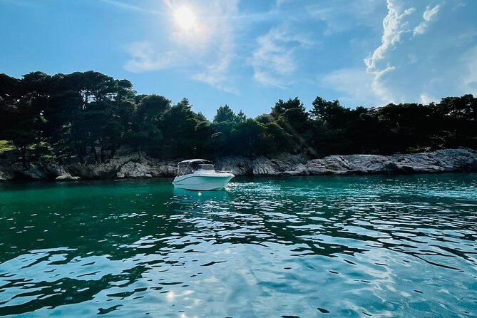 Private Blue Cave and Elaphiti Islands Half Day Tour - Stop 1: Kolocep Island for the cruise-and-swim window