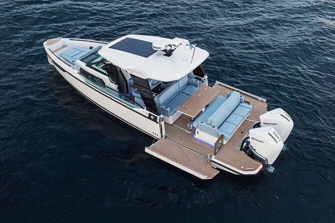 Private Boat Tour by local expert - Create Your Itinerary - Cave Bisevo and the Blue Cave: When the Plan Needs Patience