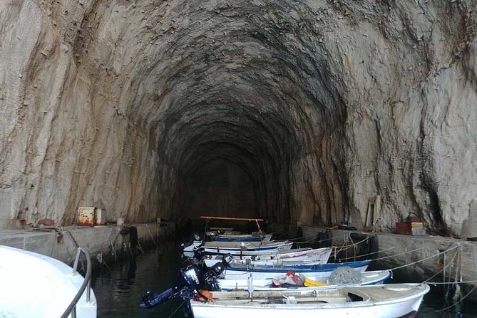 Private boat tour-custom itinerary from Split and Trogir - Boat Size Choices: RIB, Comfort, and Staying Dry
