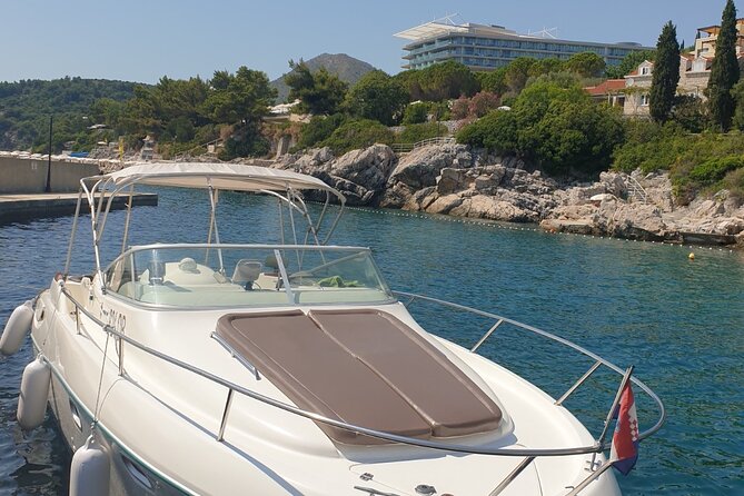Private Boat Tour in the Elaphiti Islands - Brsecine and Sikirica: the color-show beach finish
