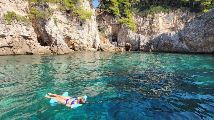Private Boat Tour Tailor-Made 6h-All Inclusive - Why this 6-hour Elaphiti plan feels like a real escape