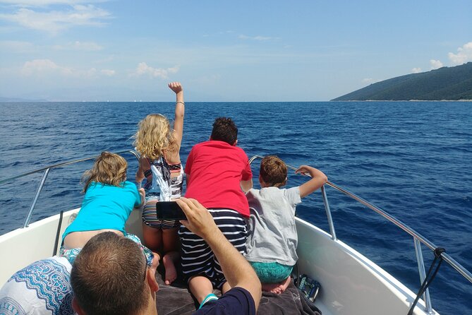Private Boat tour to the Blue Lagoon & Solta - Swim, Snorkel, Tan and Relax! - Why This Private Boat Route Feels Like Island Living (Not Just Sightseeing)