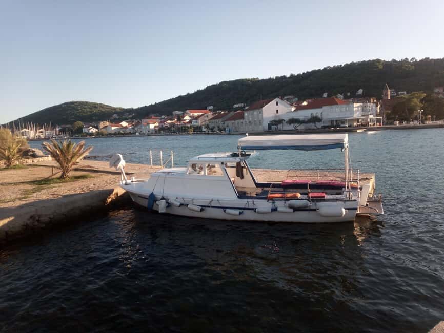 Private Boat tour with refreshing drinks Zadar - The onboard setup: cooler drinks and snorkeling gear included