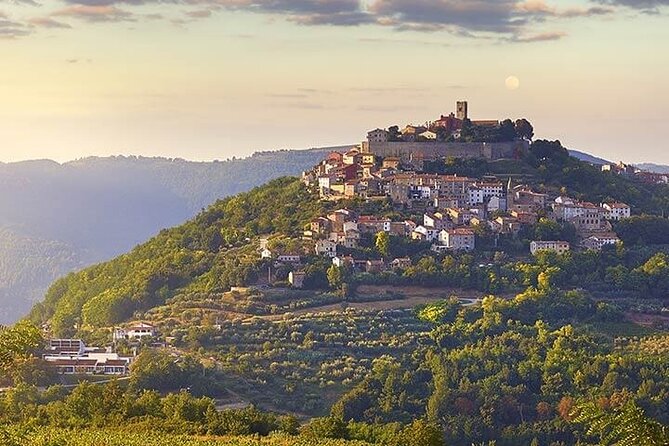 Private Boat Tour with Skipper - Panorama drives to Poreč or Rovinj: what you gain from seeing it by boat