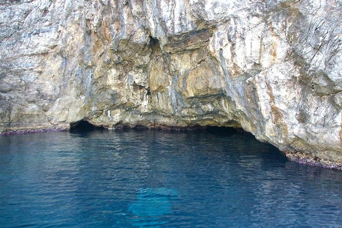 Private Boat Tours Dubrovnik Elaphiti islands & Blue cave - Sudurad (Sudjuradj): old-port history plus quick access to quiet water