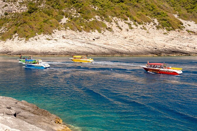 Private boat transfer Split/ Split airport - Hvar - How the Split-to-Hvar speedboat transfer flows in real life