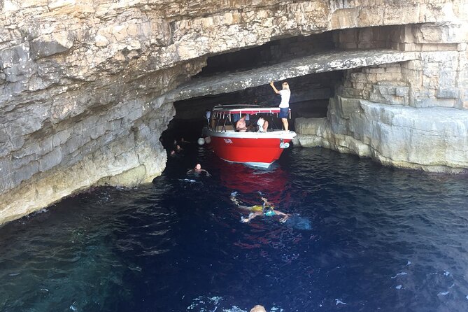 Private Custom Island Hopping Speedboat Tour from Hvar - What Makes This Tour Feel Good: The Crew, the Comfort, the Pace