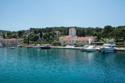 Private day trip to Hvar and Blue lagoon with Snorkeling - Blue Lagoon and Krknjasi Bay: The Snorkeling Portion That Actually Matters