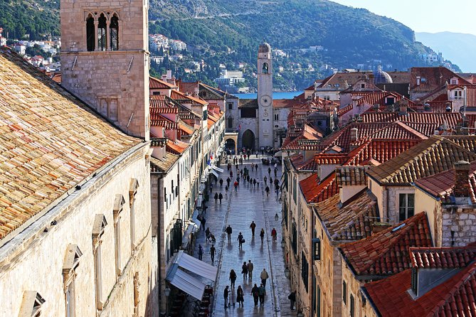 Private Dubrovnik City Walls & City Tour - The pacing game: steep stairs, heat, and how to plan around them