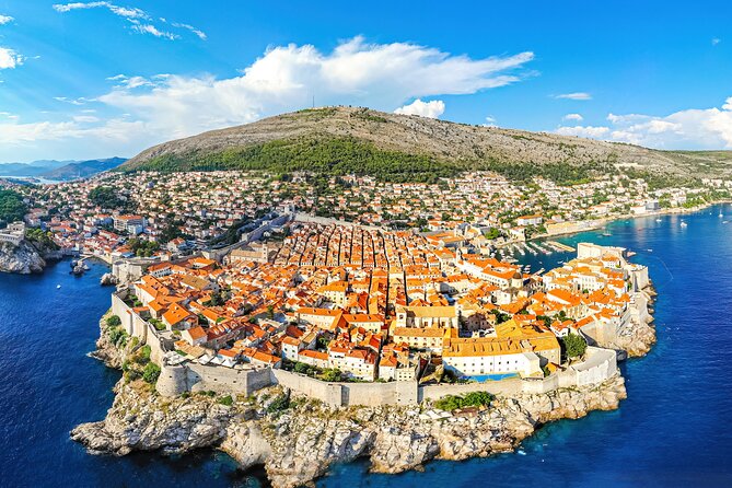 Private Dubrovnik City Walls & City Tour - Old Town on foot: Stradun and Luza Square like a local