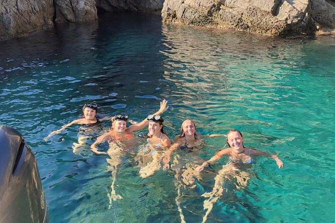 Private Elaphiti Islands Tailor-Made Boat Tour 4h -All inclusive - Snacks, drinks, and snorkeling gear: what all inclusive really means