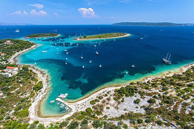 Private Full-Day Boat Tour to Blue Lagoon, Hvar & Pakleni Islands - Meeting in Split: pickup, dock location, and a simple day flow