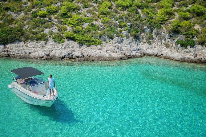 Private Full-Day Croatian Islands Boat Tour from Trogir - Lunch at Restoran Turanj in Stomorska: what to expect when lunch isn’t included