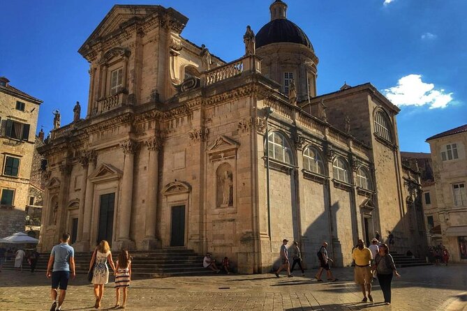 Private Full-day Dubrovnik and Ston Tour from Split - Traveling in a premium van: comfort you’ll actually use