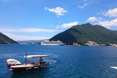 Private full day Montenegro tour - Getting to the Bay from Dubrovnik (and Why Pickup Matters)