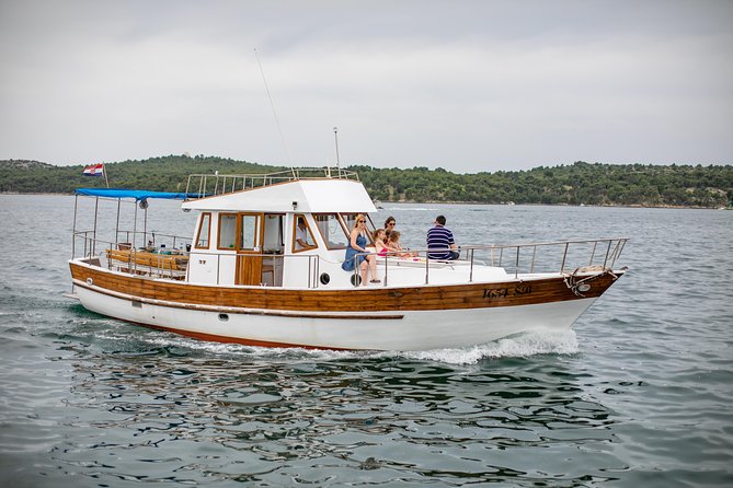 Private Gastro gourmet tour by Dot@ boat - Zadar’s islands feel bigger from a private boat