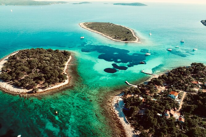 Private Half-Day Boat Tour from Split: Blue Lagoon & 2 Islands - Split or Trogir pickup: Trumbićeva obala vs Svjetionik Trogir