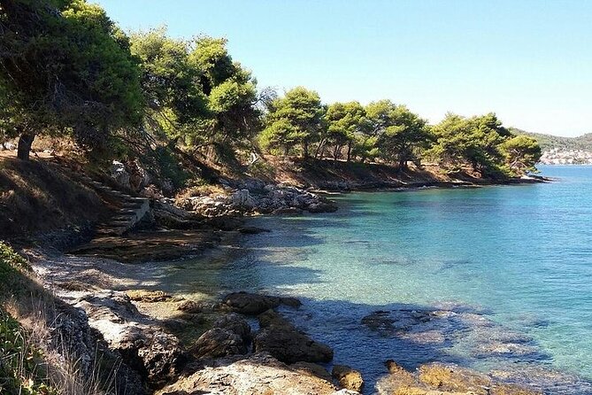Private Half-Day Boat Tour to nearby Islands in Zadar with Drinks - Drinks: what you should expect from the With Drinks label