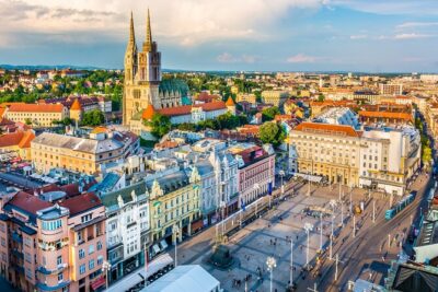 PRIVATE Half-Day Food Tour: The 10 Tastings of Zagreb With Locals - Ban Jelačić Square and Gric Tunnel: sightseeing that actually supports the food