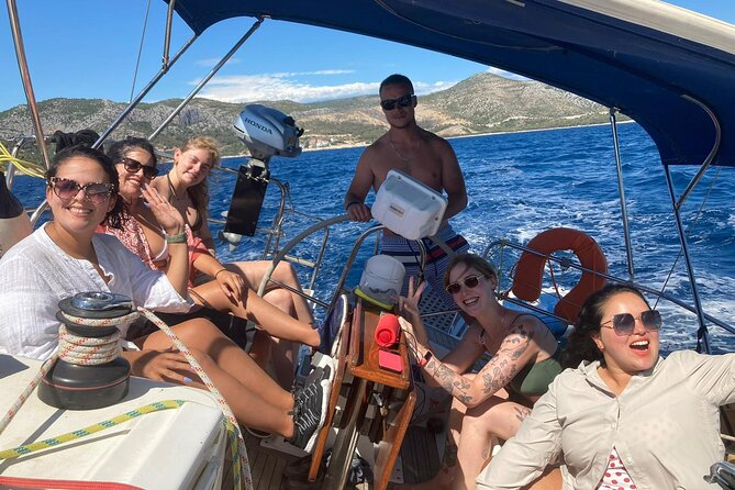 Private - Half Day Sailing from Hvar on a modern sail yacht (up to 8 travellers) - Your Modern Sail Yacht and the Small-Group Feel