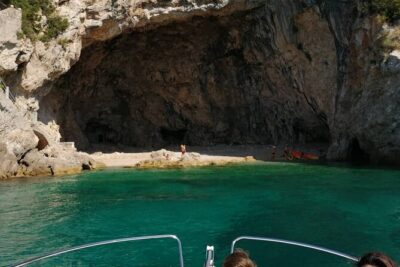 Private Half-Day Tour Elaphiti Islands by Speedboat, Dubrovnik - Stop 1 on Lopud: Šunj Beach for the sandy start
