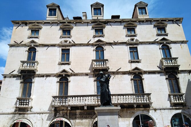Private History tour - small group - Vestibulum and Triclinium: seeing Diocletian’s private world