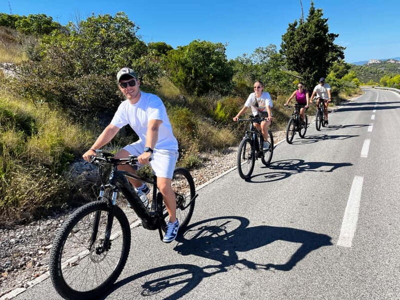Private Hvar Island E-Bike Tour (Self Guided) - Battery reality check: how to avoid the low-charge scramble