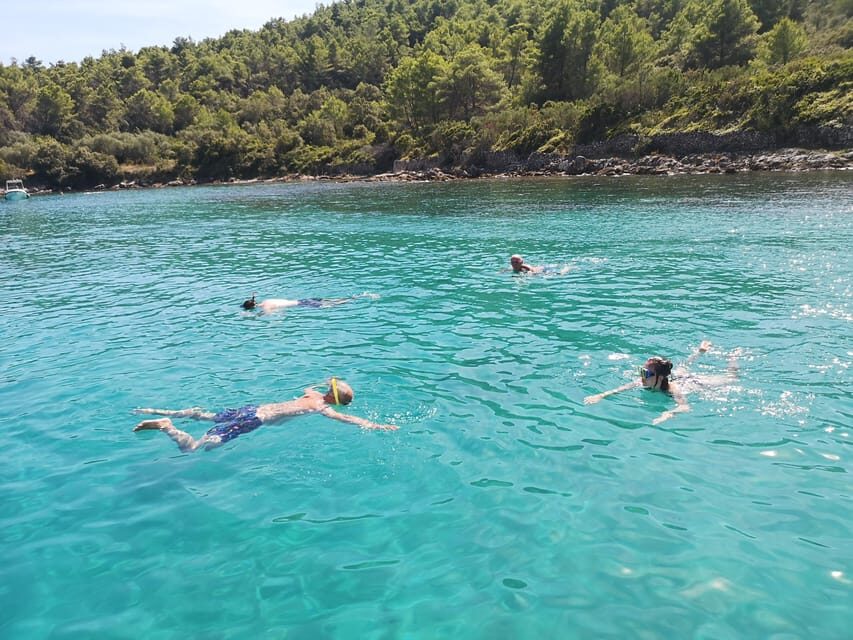 Private Island Hopping Boat tour around Zadar with Drinks - Ugljan Island walking time and coastal photo moments