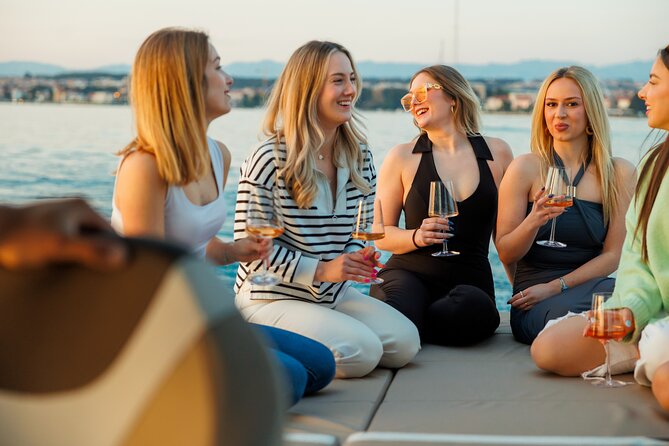 Private Luxury Sunset Boat Tour from Zadar - Why a Zadar sunset cruise feels different from land sightseeing