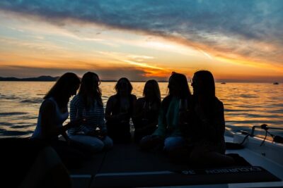 Private Luxury Sunset Boat Tour from Zadar - The skipper and the staff: where the experience earns its 5-star vibe