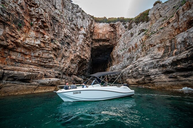 Private One-Hour Dubrovnik Highlights Cruise with Local Skipper - Fort Lovrijenac: short time, strong drama