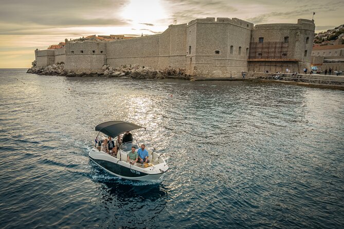 Private One-Hour Dubrovnik Highlights Cruise with Local Skipper - Swimming, snorkeling, and stand-up paddle: what fits the one-hour pace
