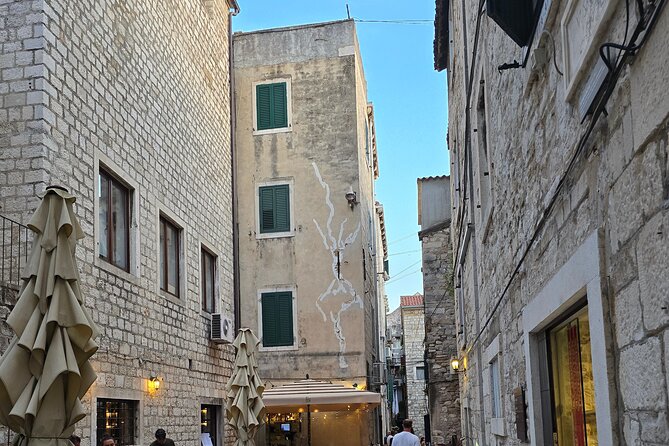Private Roman Split tour: Diocletian Palace with a Professor - Stop 2: The Peristyle Square (20 minutes, ticket free)