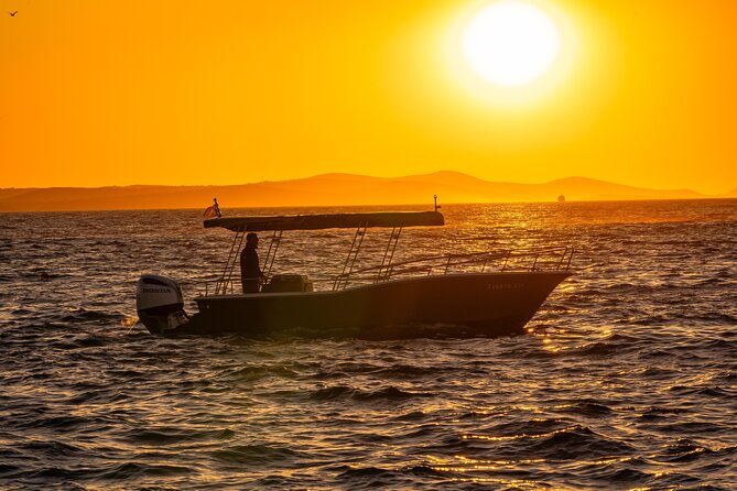 PRIVATE Romantic Sunset Boat Tour Zadar with Local Wine 1,5h - Crowd and comfort: private experience, but read the room