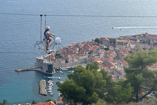 Private Round-Trip Airport Transfer in Dubrovnik - Scenic Coastline Views: A Welcome Ride, Not a Photo Tour