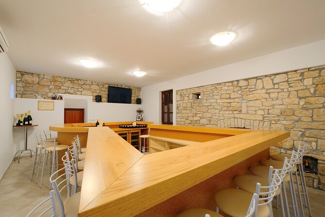 Private Sparkling Wine Tasting in Istria - A 6 PM tasting at Misal Winery in Pršurići