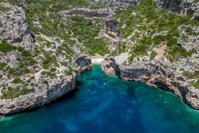 Private speedboat custome-made tour / from Trogir and Split - Why this private speedboat feels like the right kind of freedom
