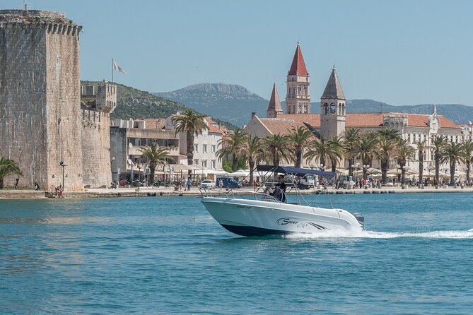 Private speedboat custome-made tour / from Trogir and Split - The 9-hour plan from Trogir or Split: how the day usually unfolds
