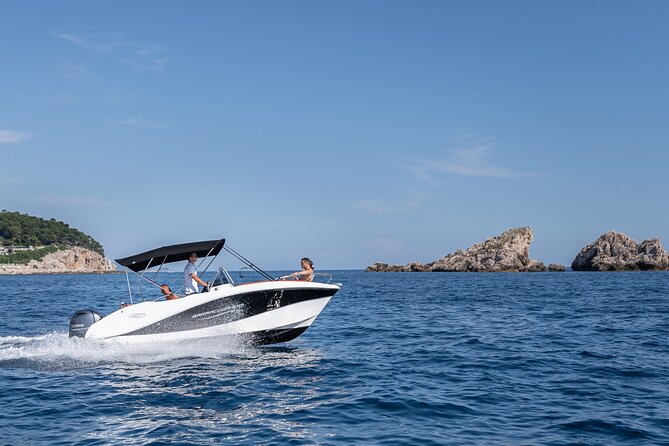 Private Speedboat Tour in Dubrovnik - Private group value: what up to 6 people changes