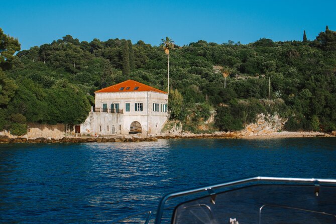 Private Speedboat Tour over Elaphiti Islands and Hidden Caves - Sipan and Suđurađ: largest island time with fishing-village charm